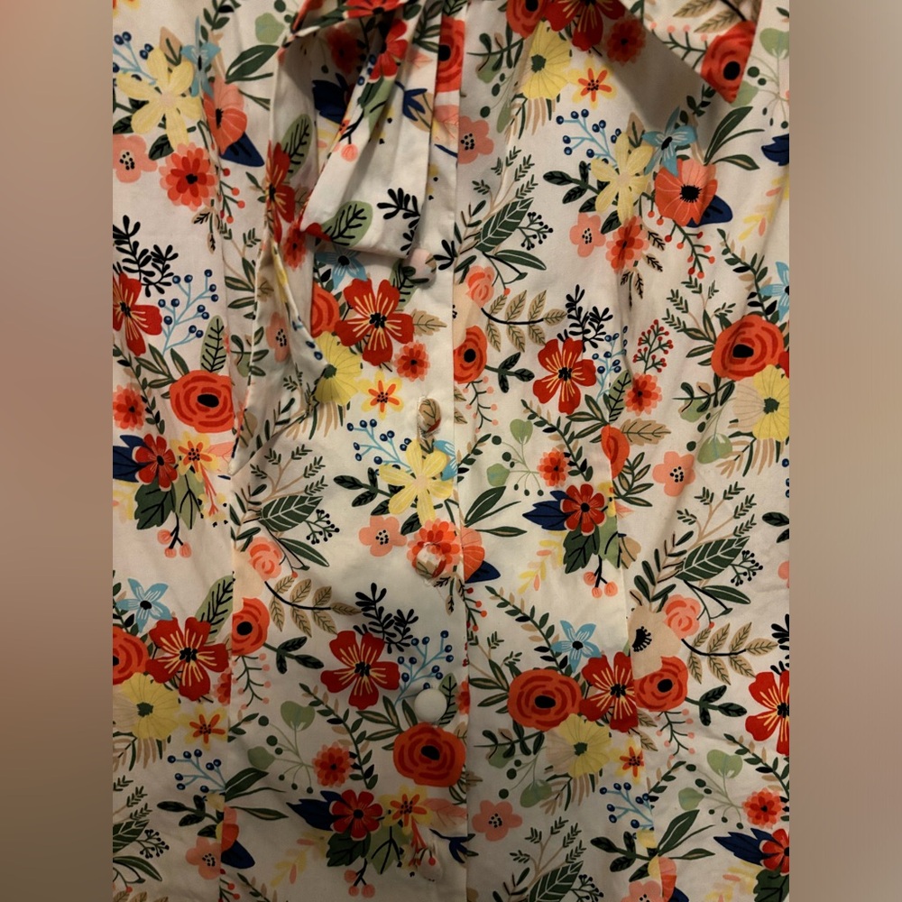 Magnolia park bow tie button down floral top size xl Fits MEDIUM - Picture 3 of 5